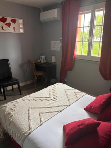 Logis Hotel De La Tour Masseret Екстер'єр фото