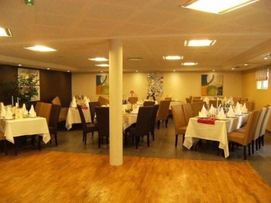 Logis Hotel De La Tour Masseret Екстер'єр фото